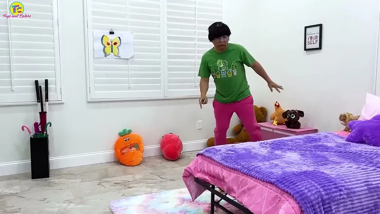 Toys and Colors